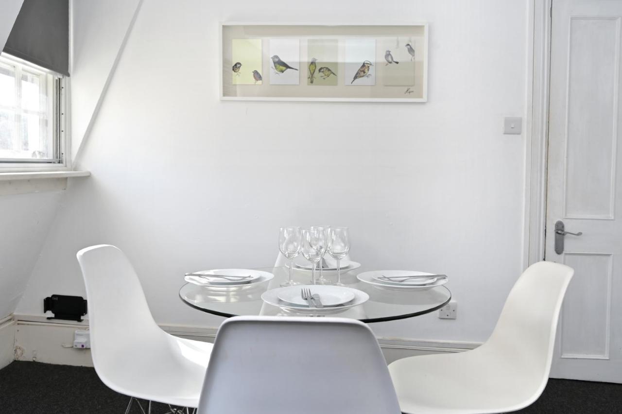 Soho, Piccadilly & Chinatown - Two Bedroom & Two Double Beds Apartment Londres Exterior foto