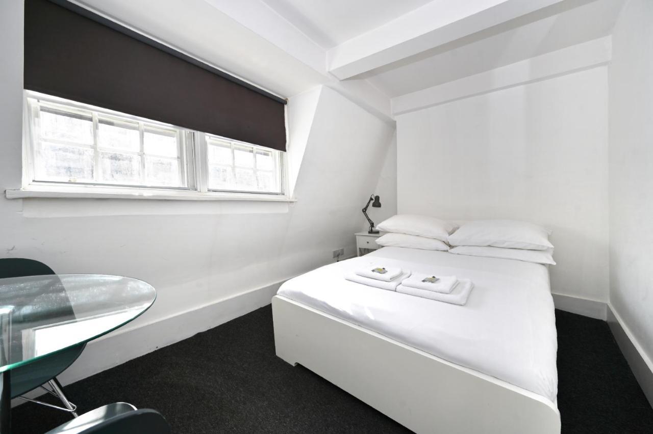 Soho, Piccadilly & Chinatown - Two Bedroom & Two Double Beds Apartment Londres Exterior foto